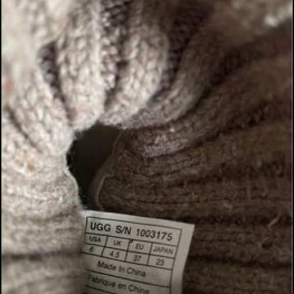 Winter boots UGG - Picture 4 of 4